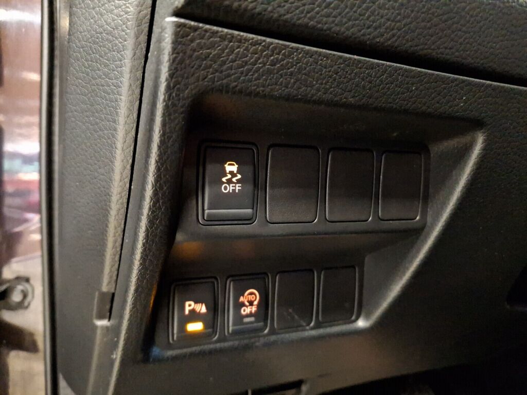 Nissan Qashqai 2014 Violetti