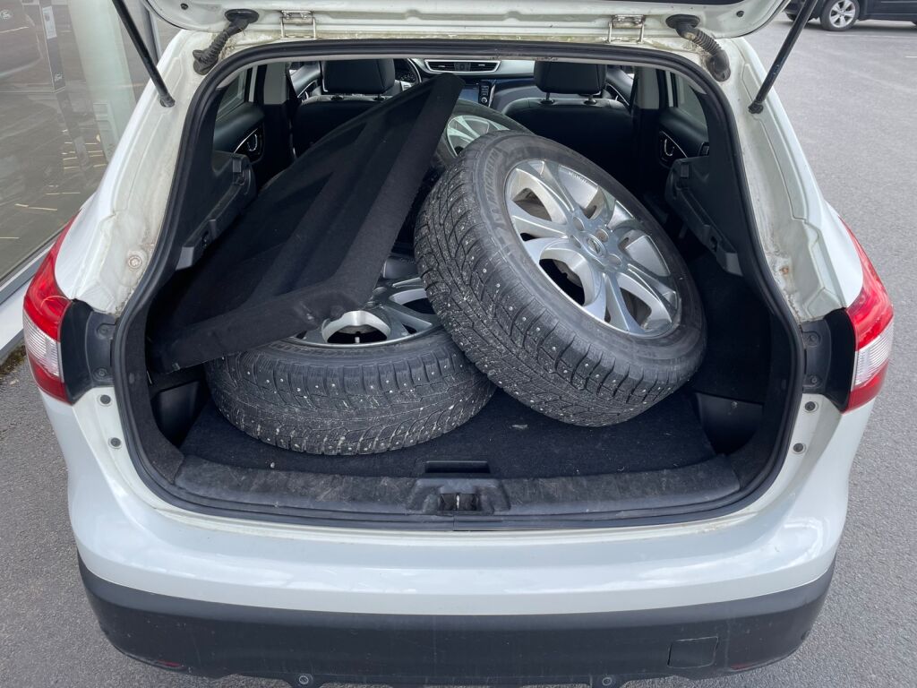 Nissan Qashqai 2014 Valkoinen