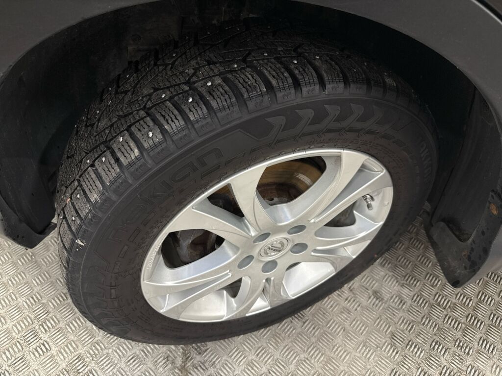 Nissan Qashqai 2014 Musta