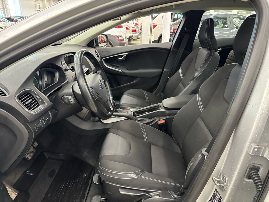 Volvo V40 2014 Harmaa