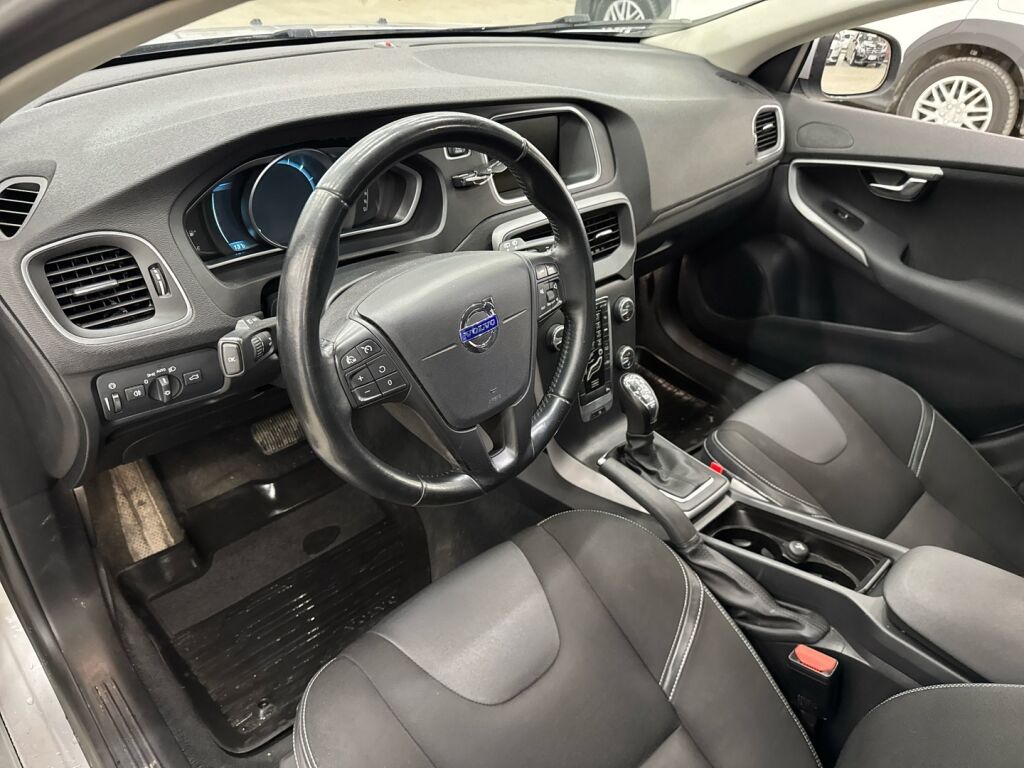 Volvo V40 2014 Harmaa