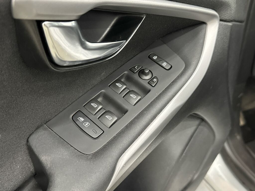 Volvo V40 2014 Harmaa