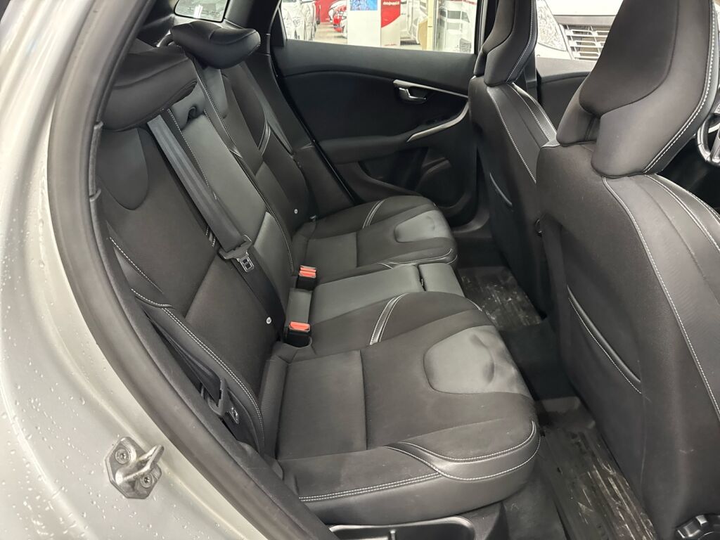 Volvo V40 2014 Harmaa