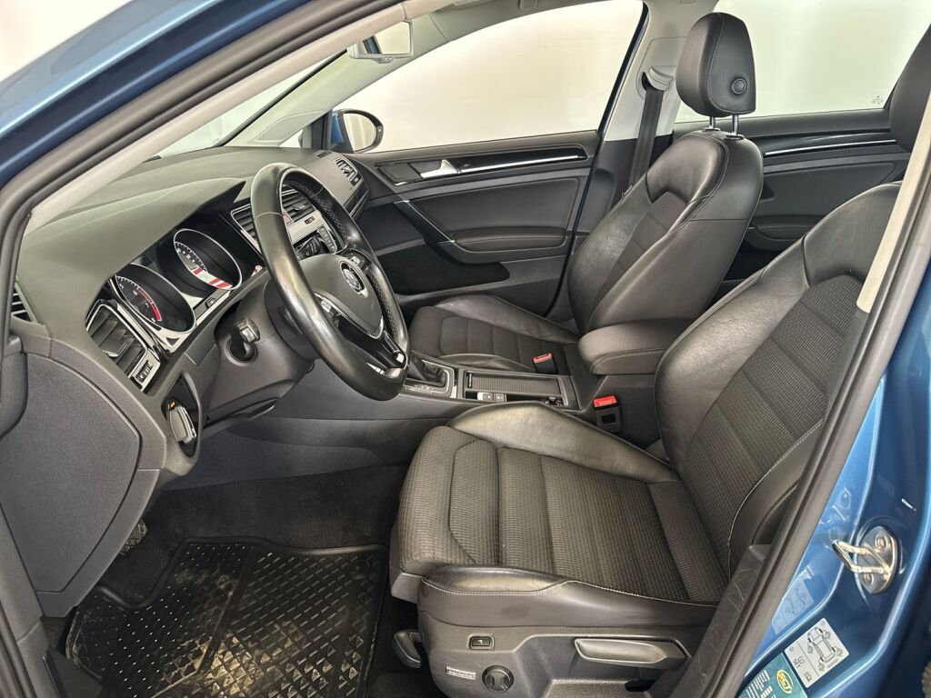 Volkswagen Golf 2014 Sininen