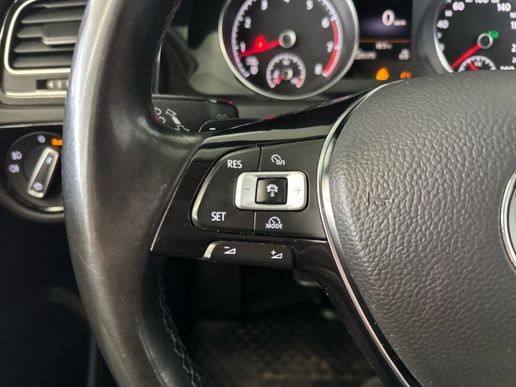 Volkswagen Golf 2014 Sininen