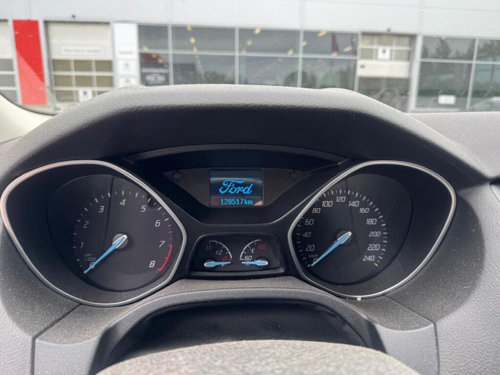 Ford Focus 2014 Sininen