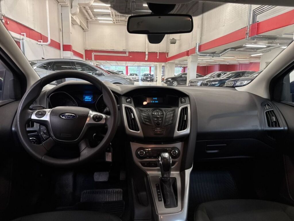 Ford Focus 2014 Sininen