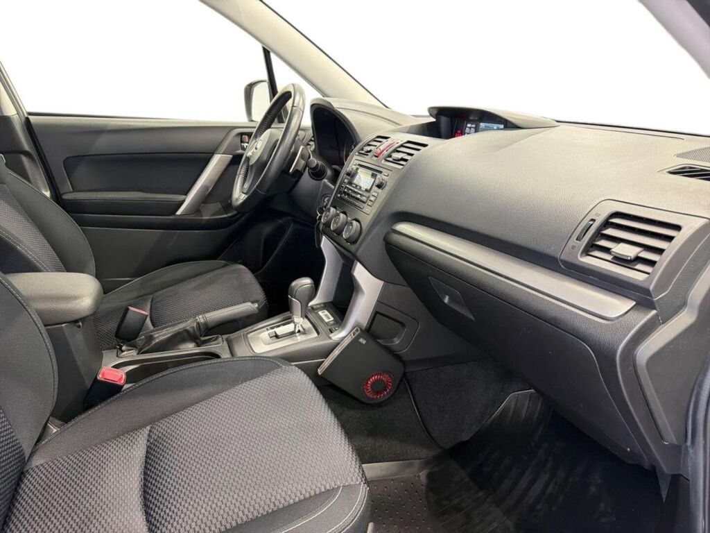 Subaru Forester 2014 Harmaa