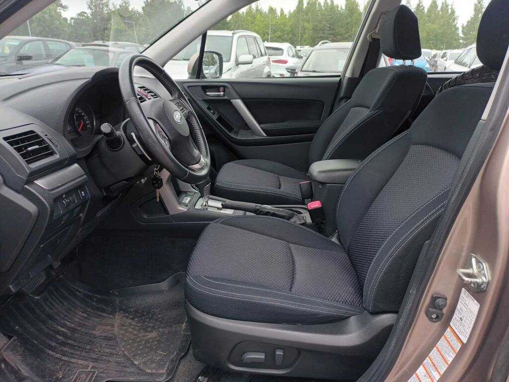Subaru Forester 2014 Harmaa