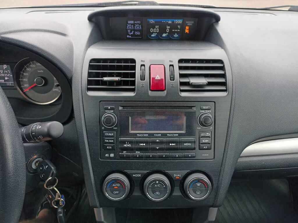Subaru Forester 2014 Harmaa