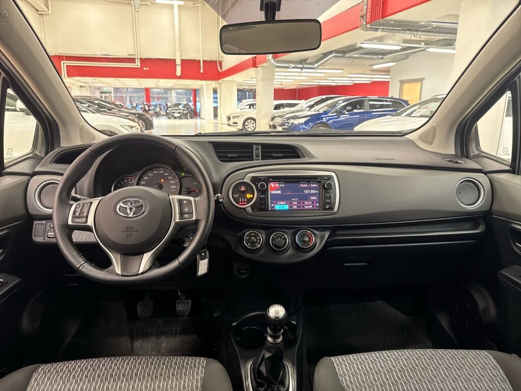 Toyota Yaris 2014 Hopea
