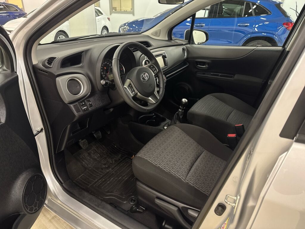 Toyota Yaris 2014 Hopea