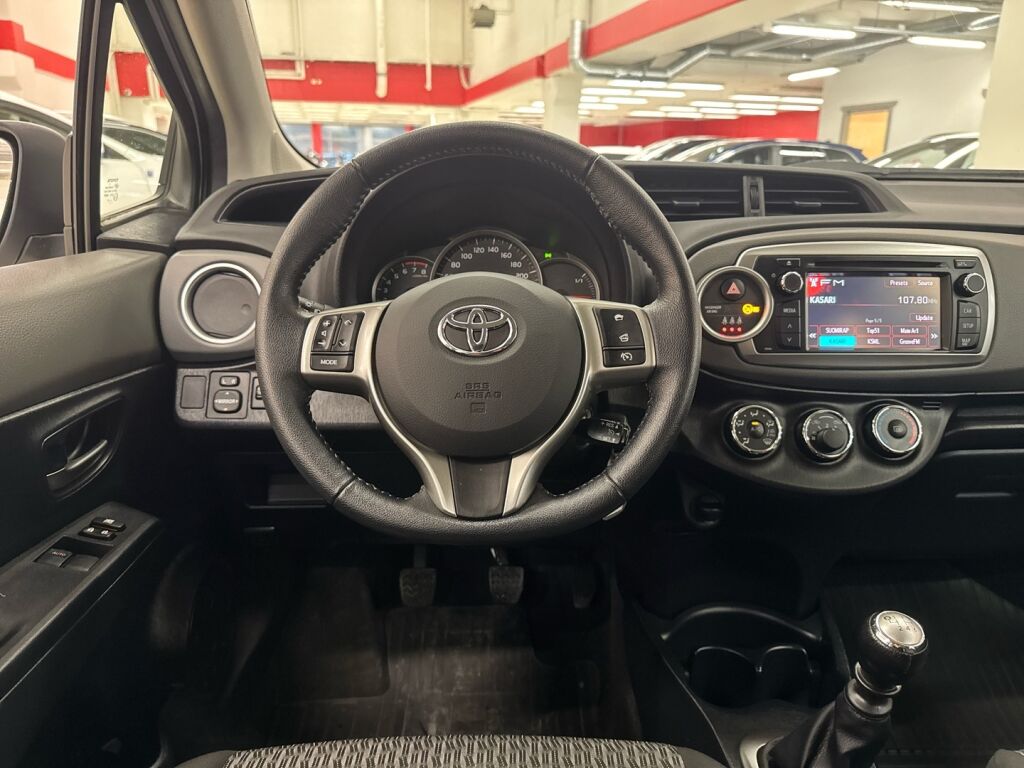 Toyota Yaris 2014 Hopea