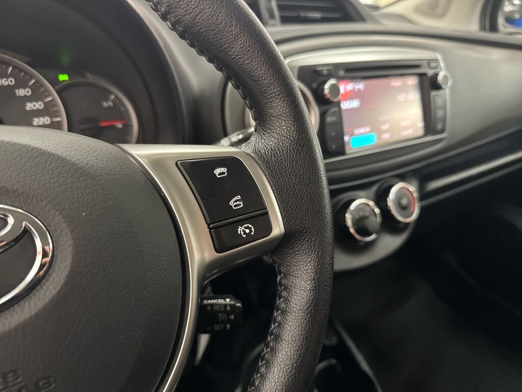 Toyota Yaris 2014 Hopea