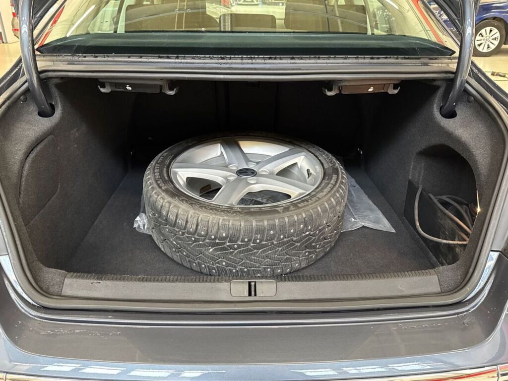 Volkswagen CC 2014 Harmaa