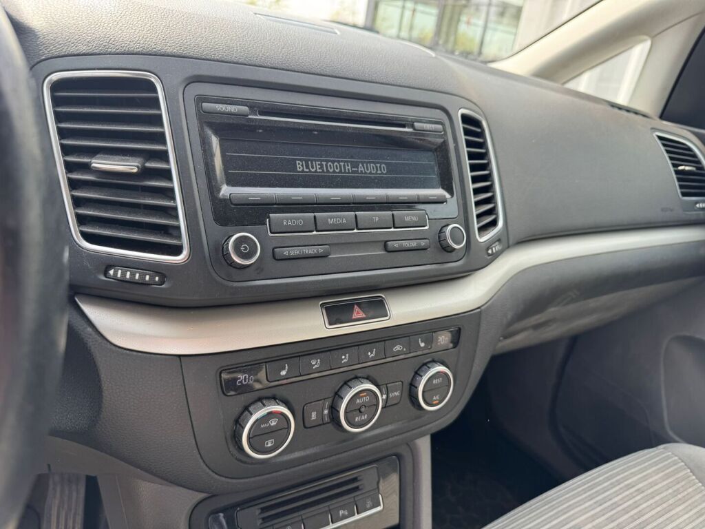 Seat Alhambra 2014 Punainen