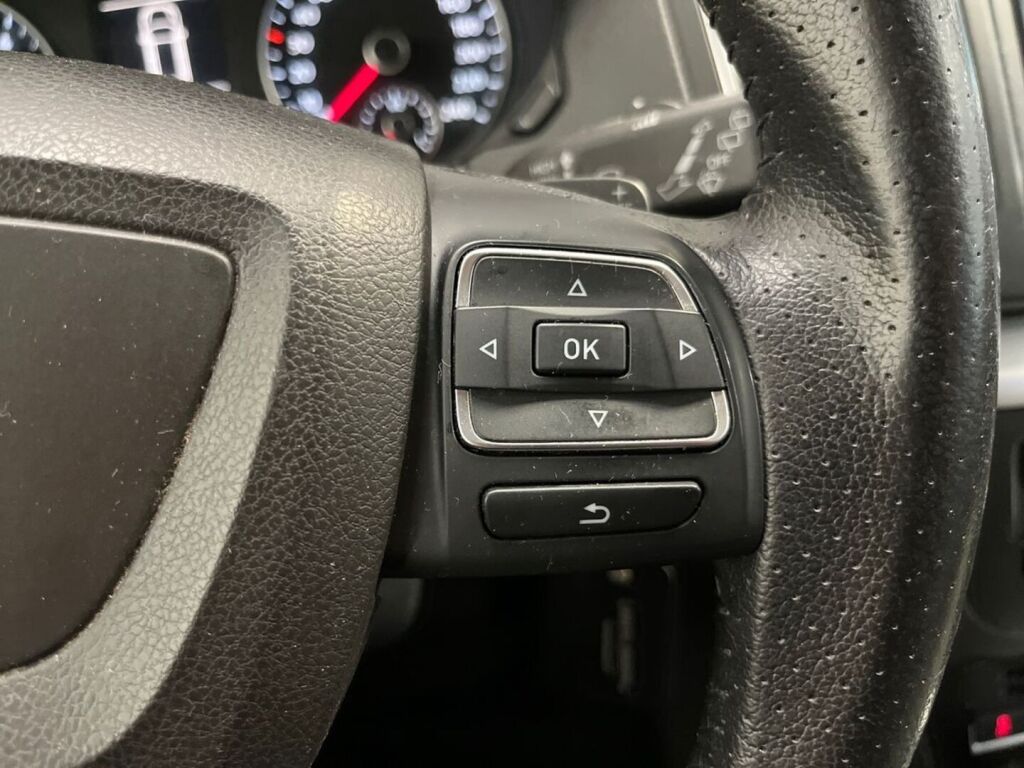 Seat Alhambra 2014 Punainen