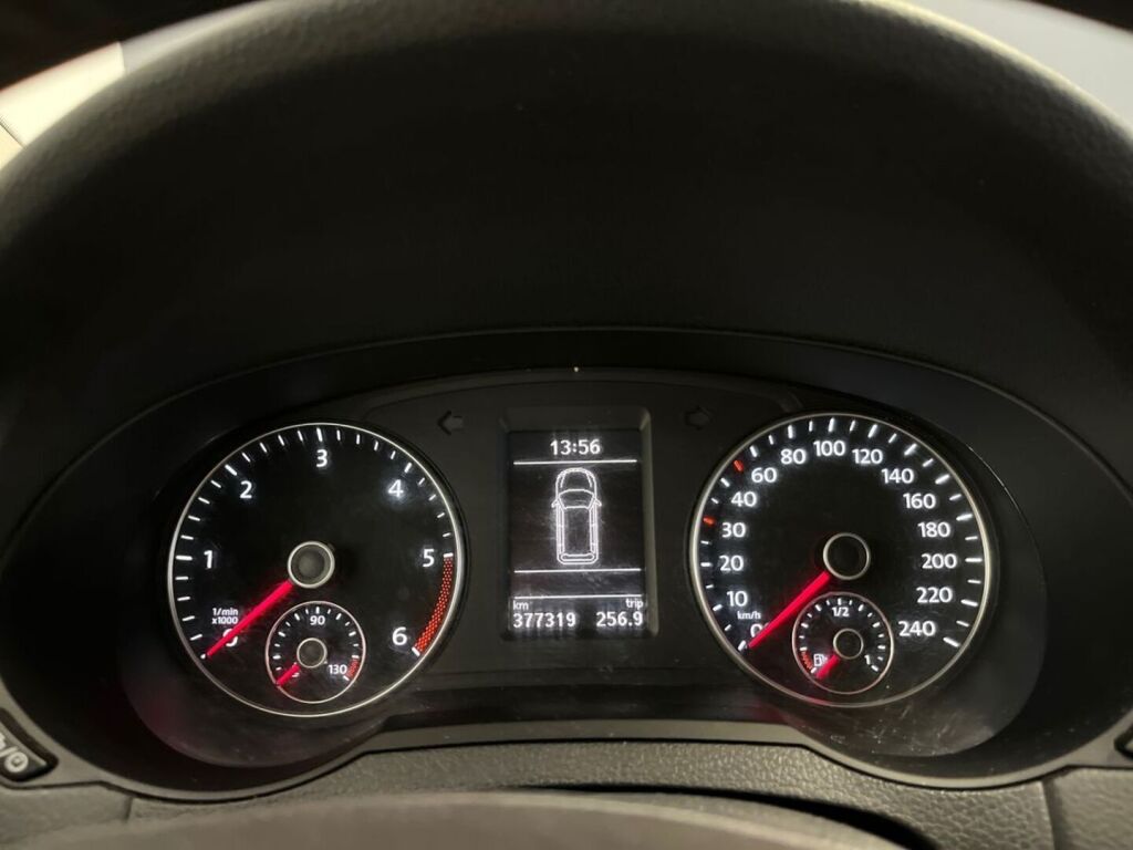Seat Alhambra 2014 Punainen
