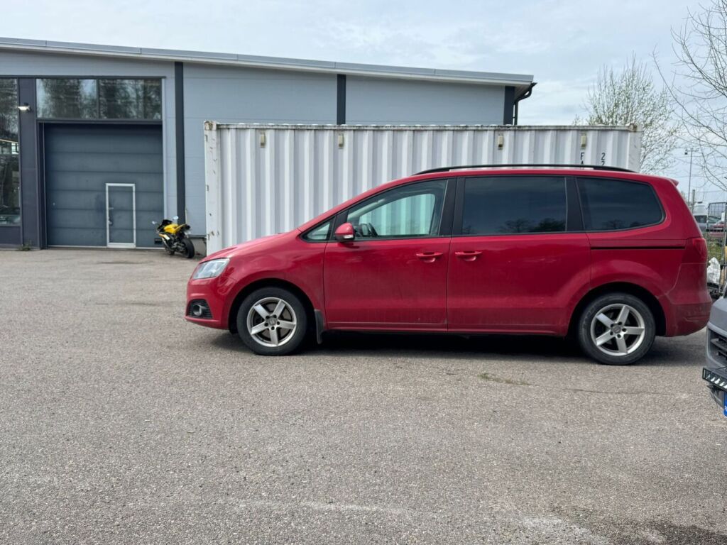 Seat Alhambra 2014 Punainen
