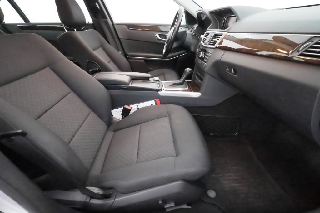 Mercedes-Benz E 2010 Hopea