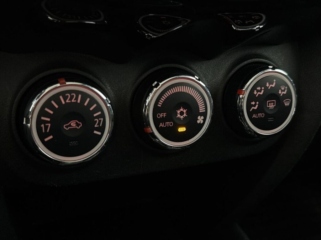 Mitsubishi ASX 2014 Punainen
