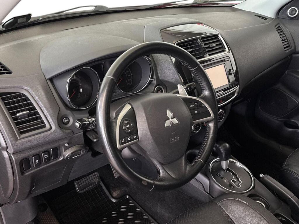 Mitsubishi ASX 2014 Punainen