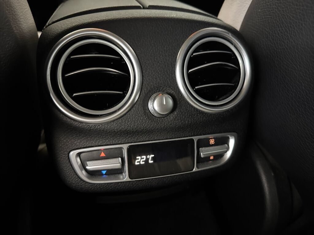 Mercedes-Benz C 2014 Harmaa