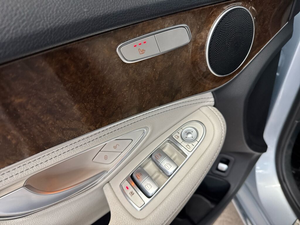 Mercedes-Benz C 2014 Harmaa