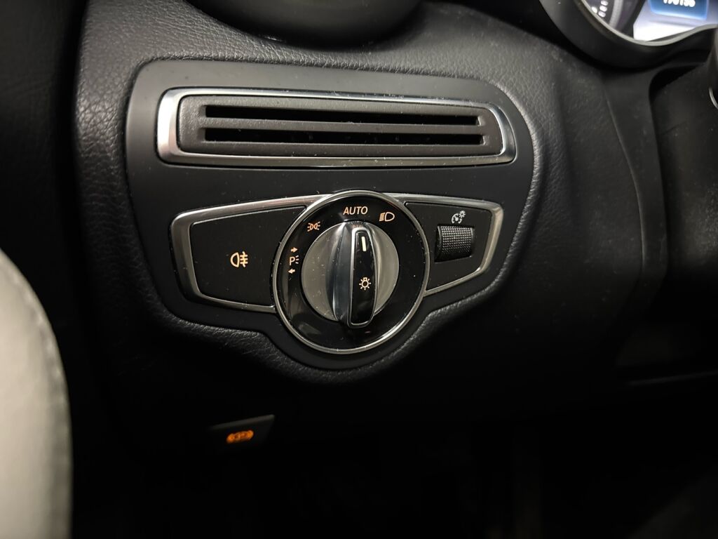 Mercedes-Benz C 2014 Harmaa