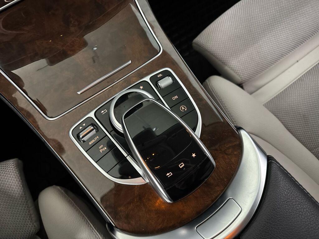 Mercedes-Benz C 2014 Harmaa