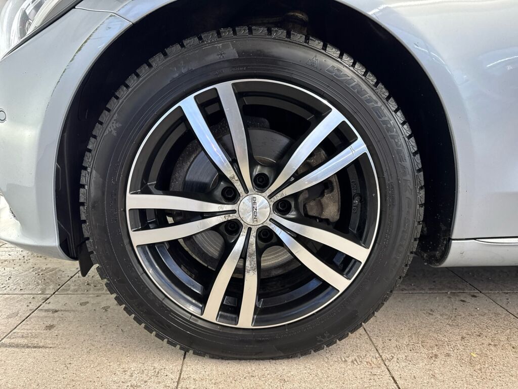 Mercedes-Benz C 2014 Harmaa