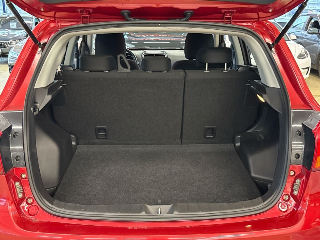 Mitsubishi ASX 2015 Punainen