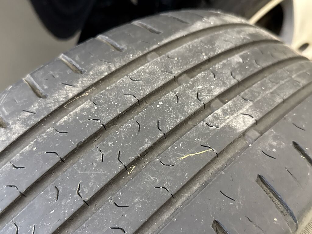 Renault Clio 2015 Musta