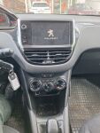 Peugeot 208 2014 Valkoinen