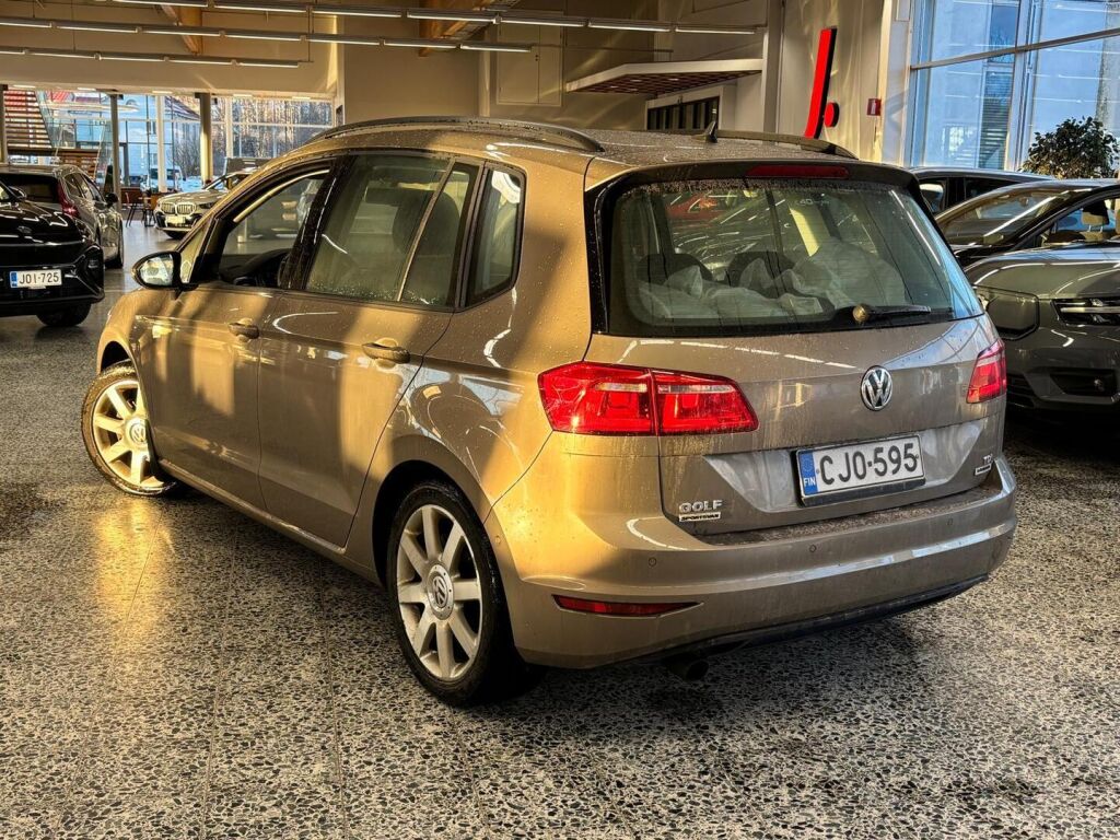 Volkswagen Golf Sportsvan 2015 Ruskea (beige)