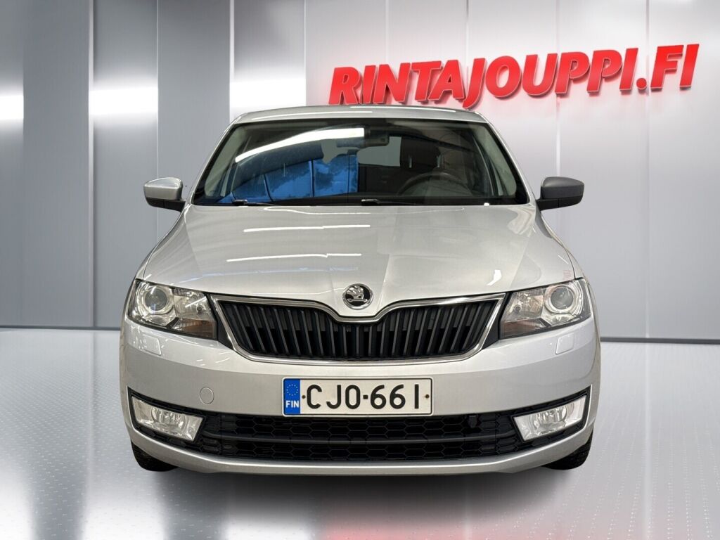 Skoda Rapid 2015 Hopea