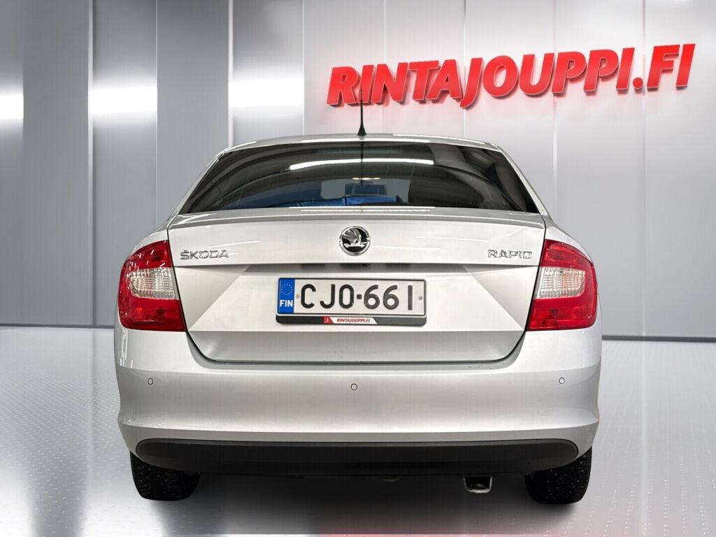 Skoda Rapid 2015 Hopea