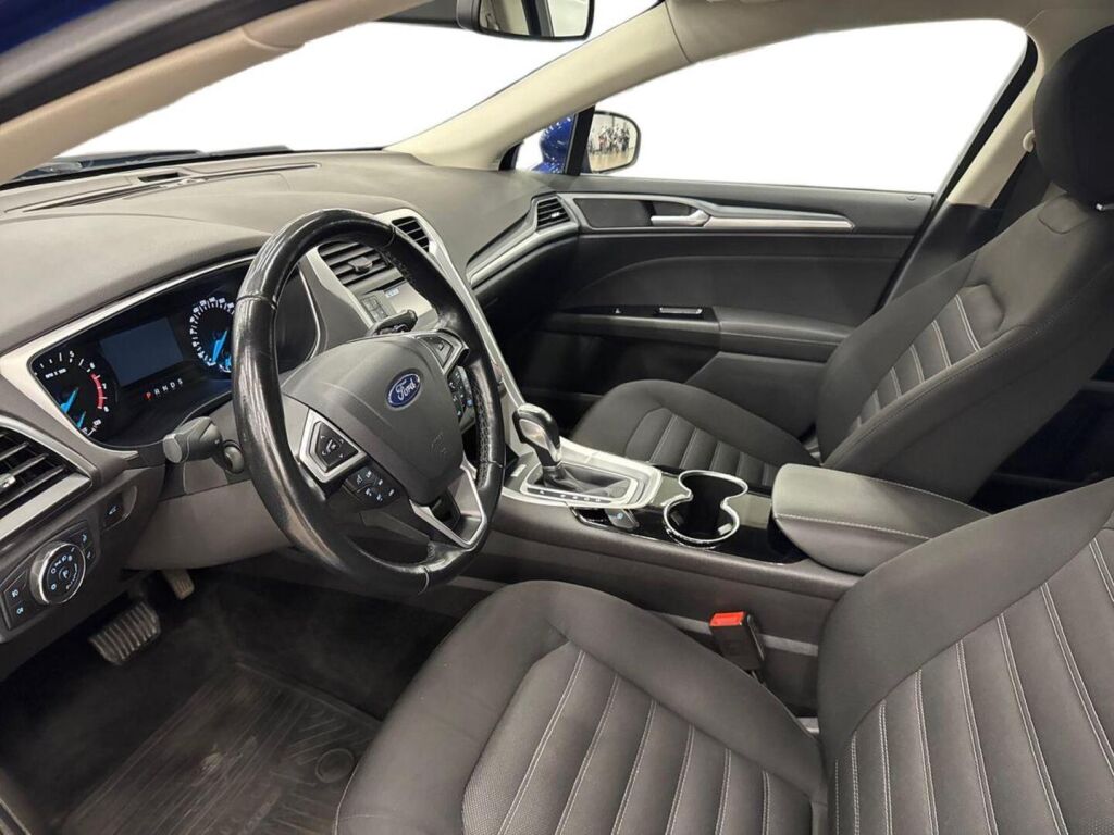Ford Mondeo 2015 Sininen