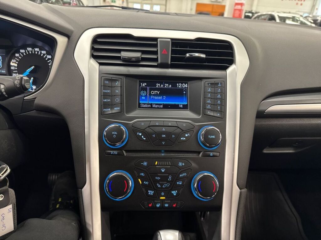Ford Mondeo 2015 Sininen