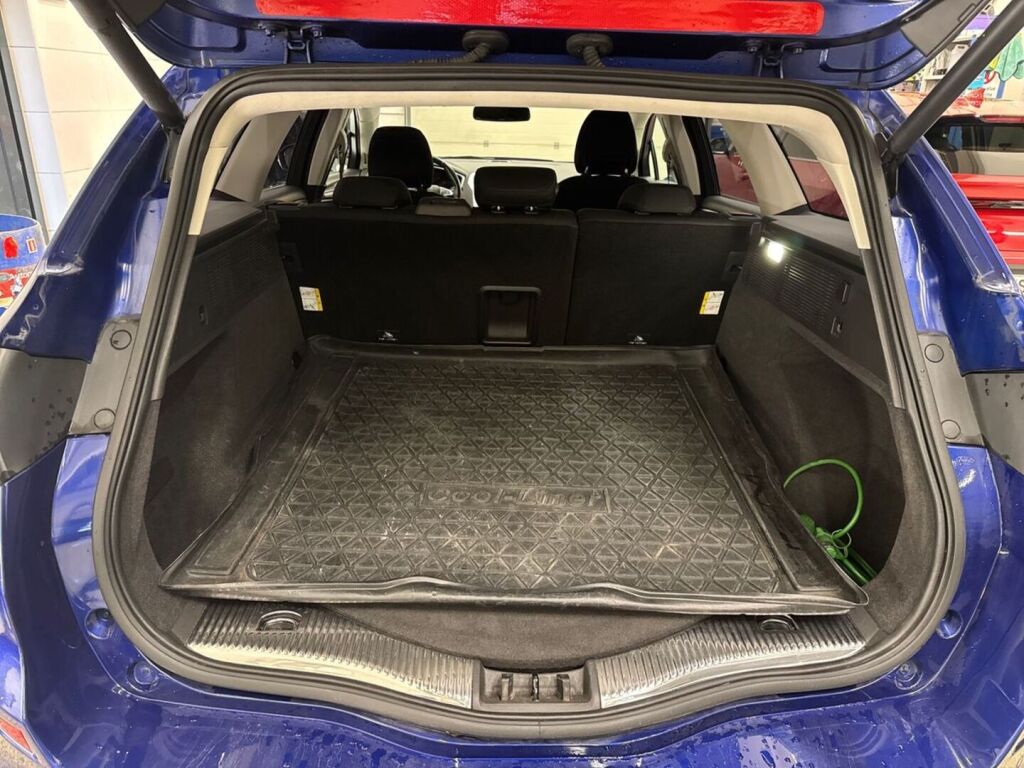 Ford Mondeo 2015 Sininen