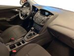 Ford Focus 2015 Punainen