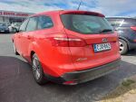 Ford Focus 2015 Punainen