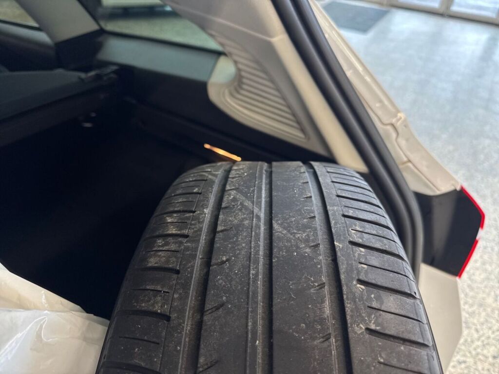 Ford Focus 2015 Valkoinen