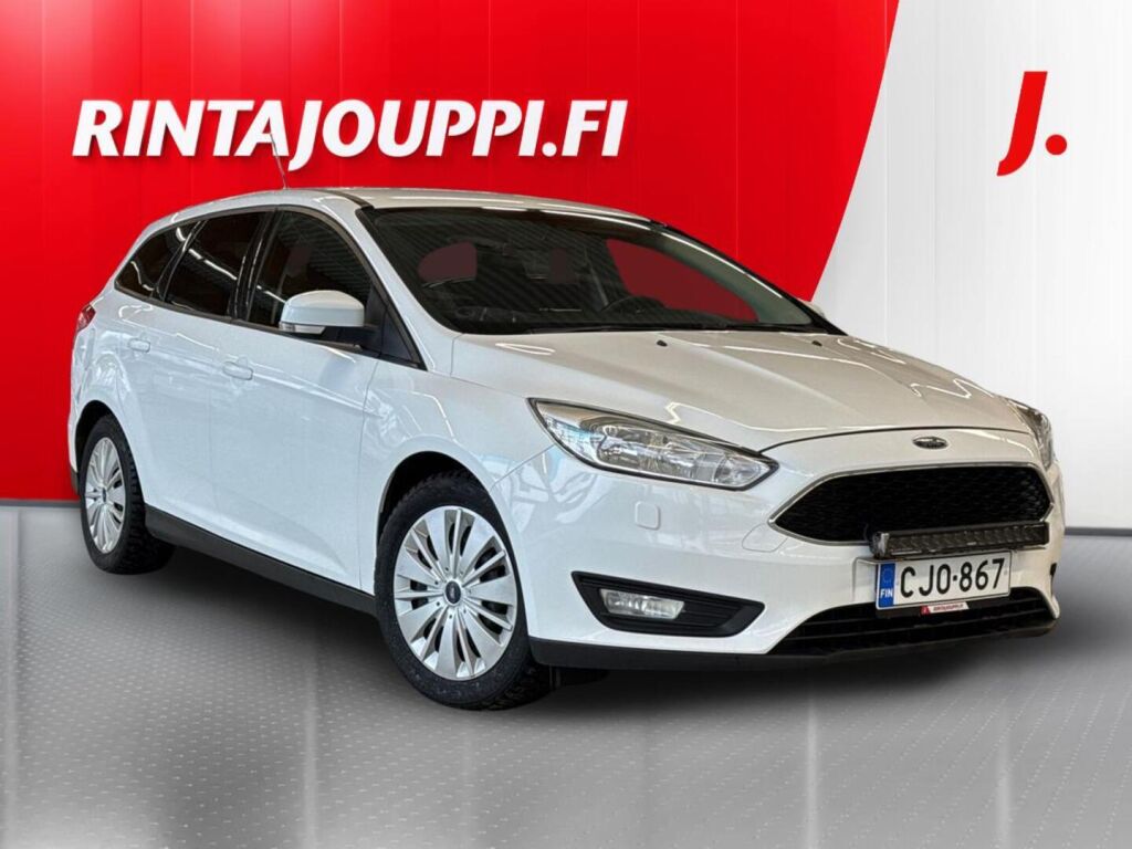 Ford Focus 2015 Valkoinen