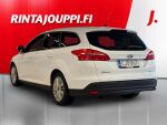 Ford Focus 2015 Valkoinen