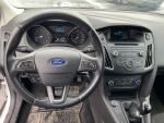 Ford Focus 2015 Valkoinen