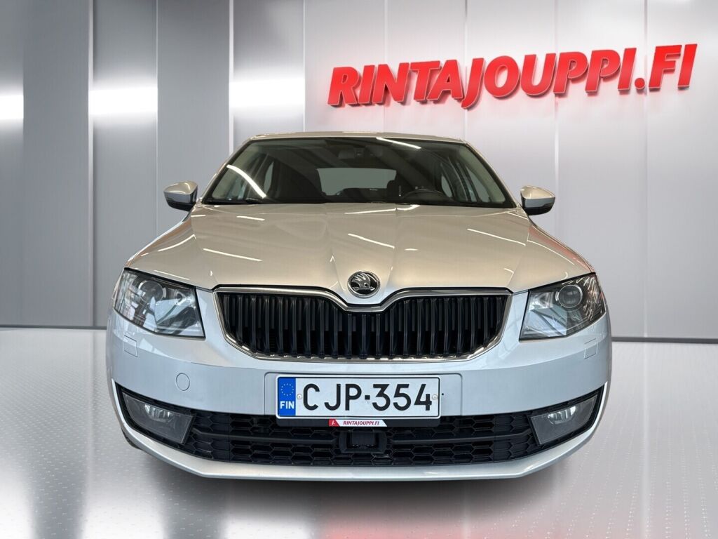 Skoda Octavia 2015 Hopea
