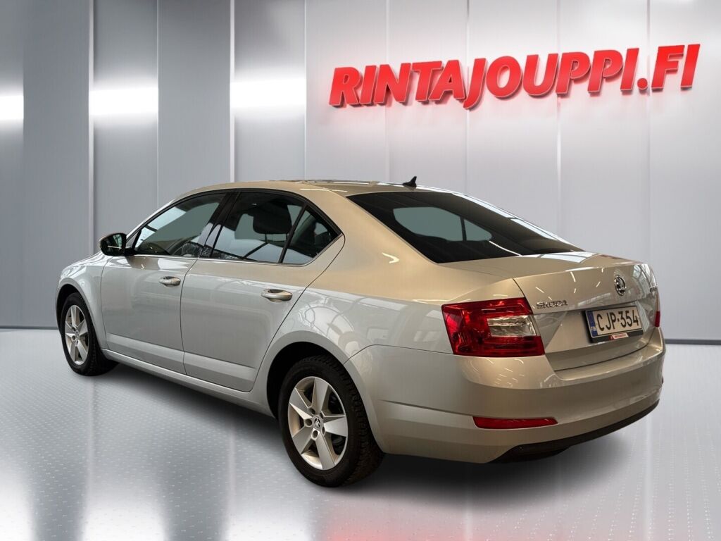 Skoda Octavia 2015 Hopea