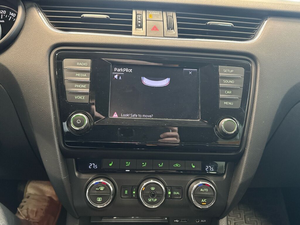 Skoda Octavia 2015 Hopea