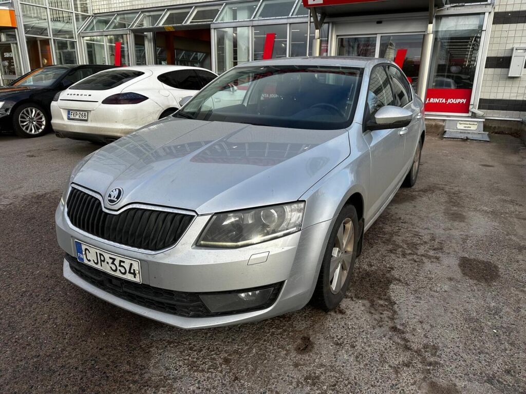 Skoda Octavia 2015 Hopea